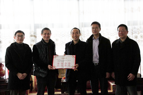 無(wú)錫市私營(yíng)個(gè)體經(jīng)濟(jì)協(xié)議會(huì)長(zhǎng)、秘書(shū)長(zhǎng)蒞臨我司調(diào)研指導(dǎo)